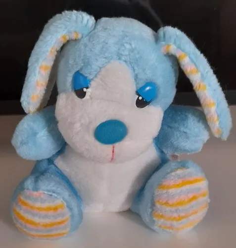Ursinho pelúcia pequeno