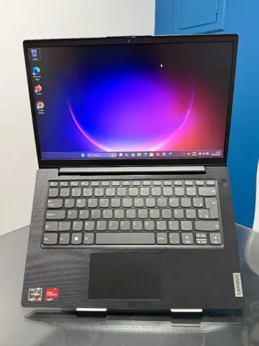Notebook lenovo V14 - Ryzen 5-Série 7- 8GB Ram DDR5 - SSD 256GB Nvme - Radeon Graphics-2GB