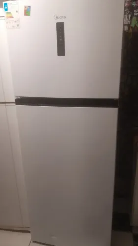 Vendo uma geladeira