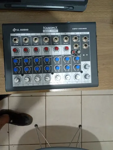 Mesa 8 canais analógica