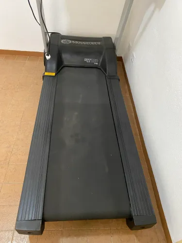Esteira Movement RT 250 PRO