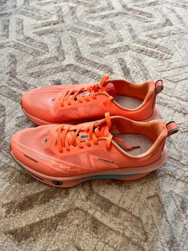 Tênis Chunta Nº 40 | Pouquíssimo Uso | Excelente Estado | Corrida | R$ 170,00