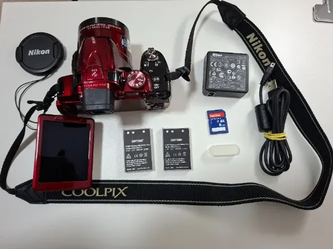 Camera Nikon P520 CoolPix Zoom 42x 18.1MP Perf Est Gar Loja até 12x SP CPS SJC