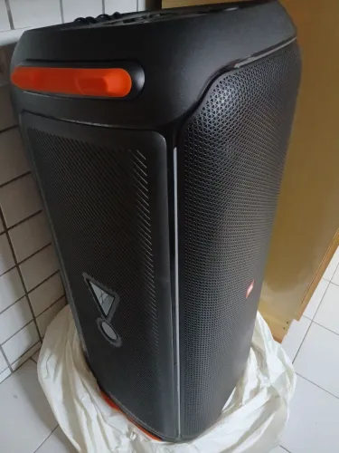 Caixa de som JBL 710