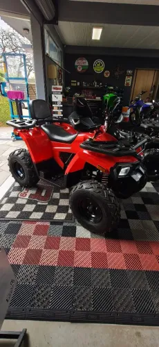 Quadriciclo Attak 200