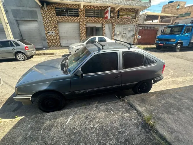 Chevrolet Kadett GLS 1.8 EFI / Sl/e 1.8 (álcool) 1992