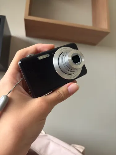 CÂMERA CYBERSHOT DSC-W710