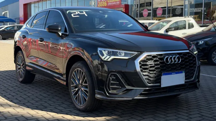 Audi Q3 Performance 2.0 TFSI Tiptr. Quattro 2024