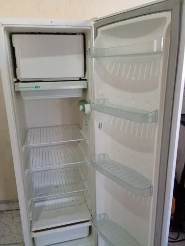 Vendo geladeira Consul