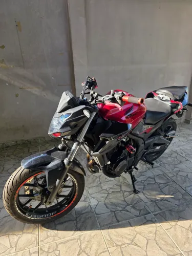 Moto CB 500F