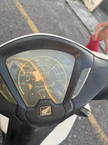 Moto bis