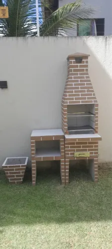 Churrasqueira e mesas pré moldado