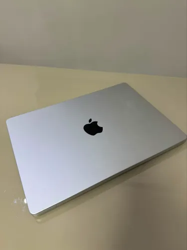 MacBook Pro 14 M4