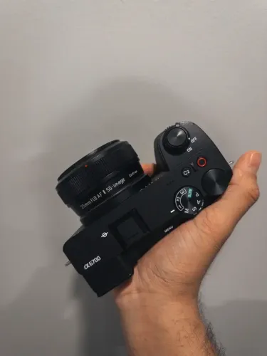 Lente 25mm f1.8 AF - SONY
