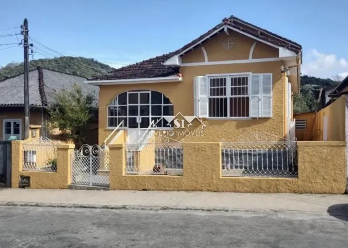 Casa- Petrópolis, Castrioto