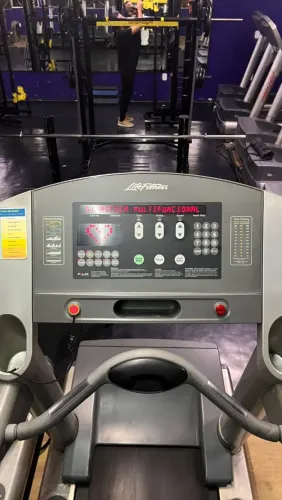 Esteira Life fitness 95 Ti