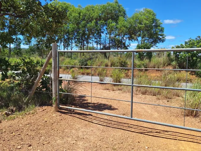 Terreno/ Área, de 220 hectares, Baldim/MG.