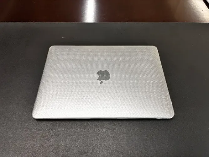 Macbook Retina 12' 2025 excelente estado