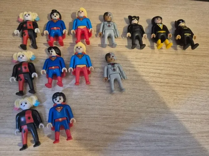 Bonecos playmobil kinder ovo DC