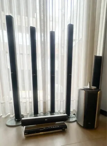 Home Theater LG 5.1 Torre 1000W - 4 torres + central + sub + DVD - completo funcionando