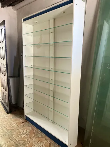 Vitrine Expositora 2m com Prateleiras de Vidro - 1,20m