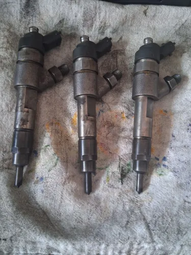 3 bicos injetores Ducato/Daily Original (usado)