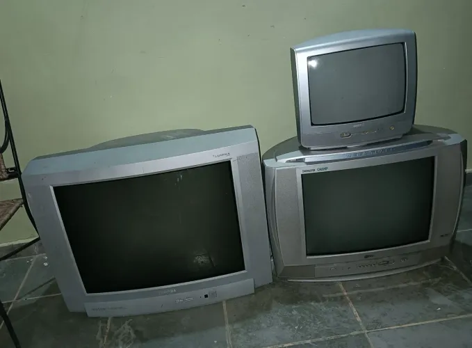 DOAÇÃO DE 3 TVS TUBO NAO FUNCIONANDO REGIÃO ATIBAIA