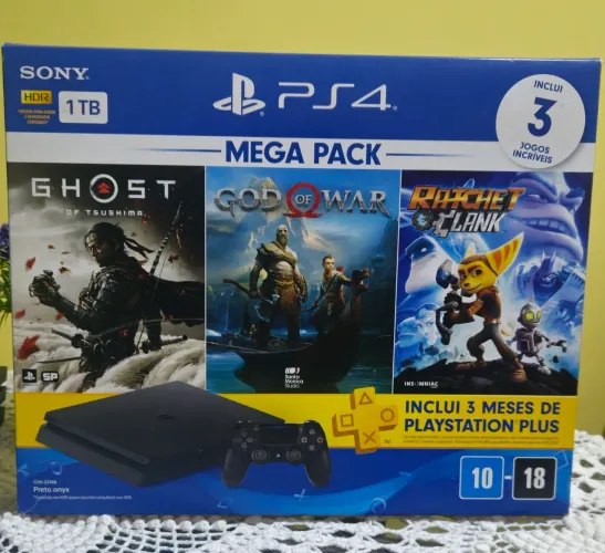 PS4 - Playstation 4 Slim Desb. GOLD HEM 14 jogos no HD caixa, perfeito estado R$ 1.999,90