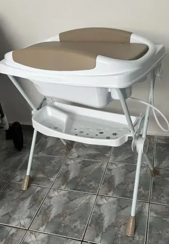 Banheira Premium Galzerano com trocador dobrável