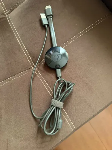 Google Chromecast 2ª Geração (Modelo NC2-6A5) - Streaming Full HD