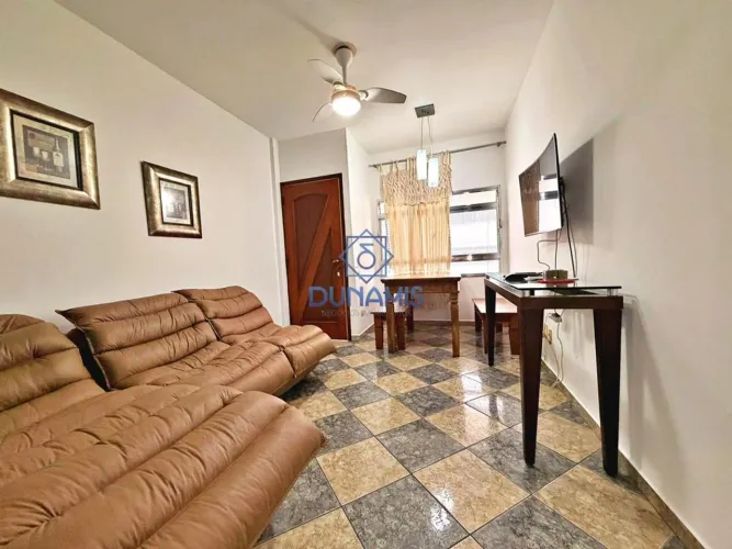 *APARTAMENTO A VENDA NA PRAIA DAS PITANGUEIRAS - QUADRA DO MAR **