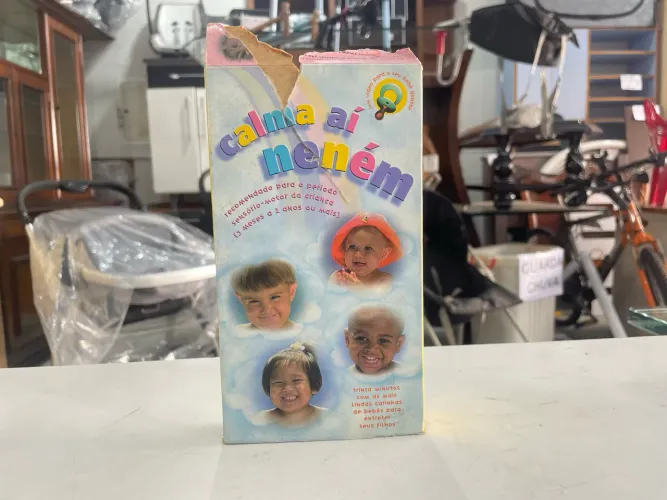 Fita VHS Calma Aí Neném
