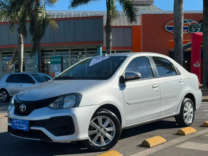 Toyota Etios X Plus 1.5 Flex 16V 5P Aut. 2021