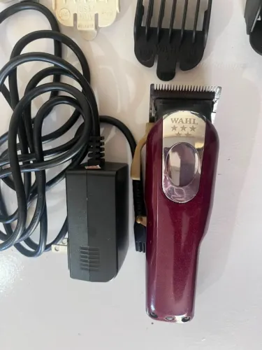 Wahl Magic Clip Original com Fio Completa + Pentes