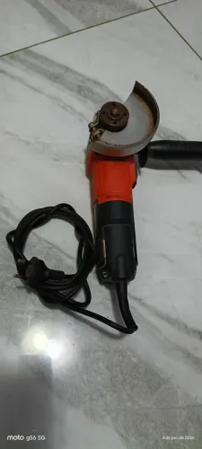 Esmerilhadeira 
