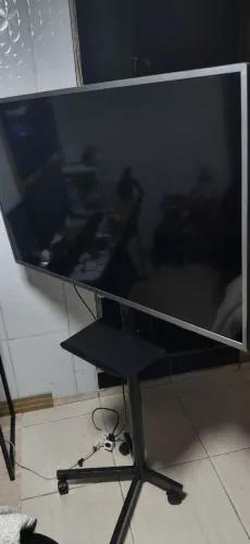 Tv Philips 50 p/ + suporte com rodas 