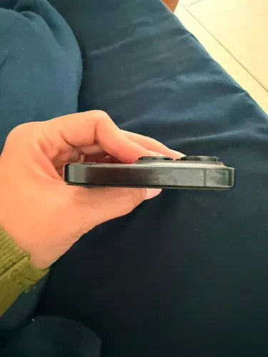 iPhone 16 Pro