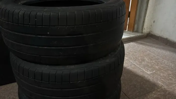 vendo pneus novos aro 17