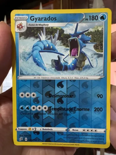 Carta Pokémon Gyarados 040/192 Reverse Foil Coleção Rixa Rebelde