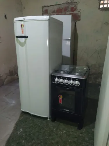 VENDO UM KIT FOGÃO E GELADEIRA 