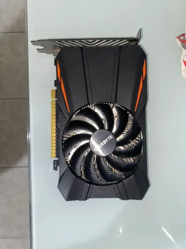 Gtx 1050ti 4GB GIGABYTE