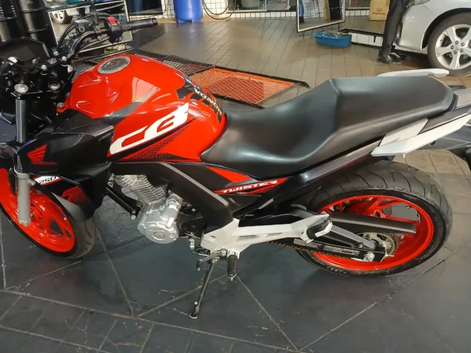 Vende se Cb Twister -2020/R$18,900