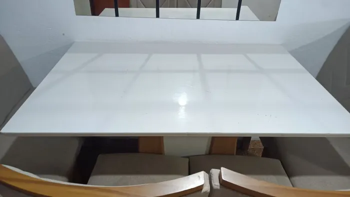 Mesa MDF com 6 cadeiras