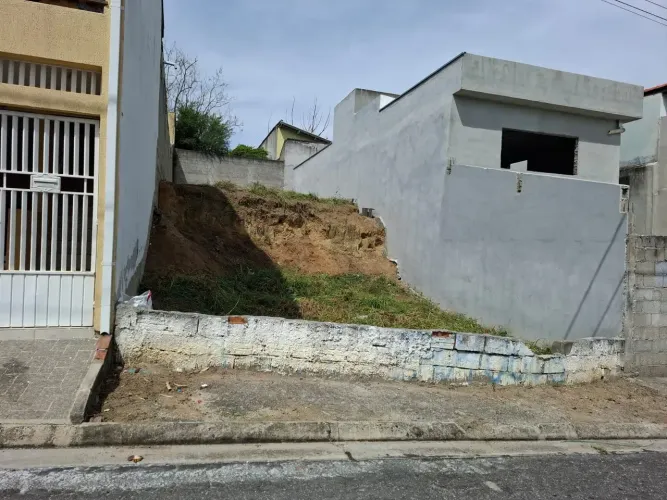 Oportunidade - Terreno no  Villa Branca em Jacareí com 175m².