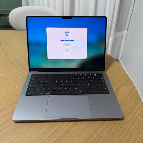 MacBook Pro M3 1Tb