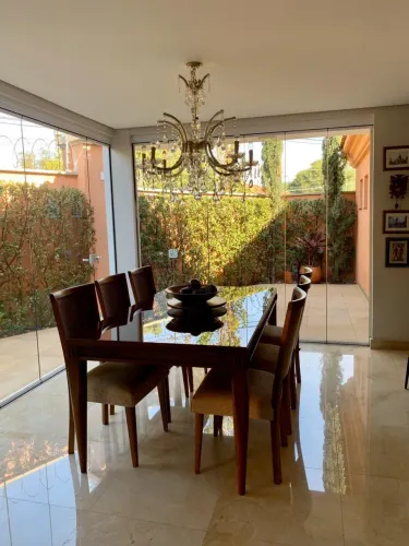 Lindo lustre Maria Thereza