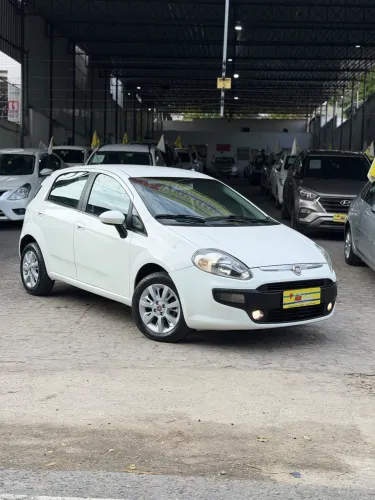 Fiat Punto Attractive 1.4 Fire Flex 8V 5P 2014