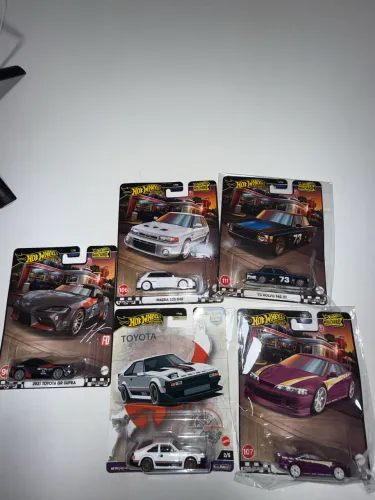 Coleção Hotwheels premium 5 carros