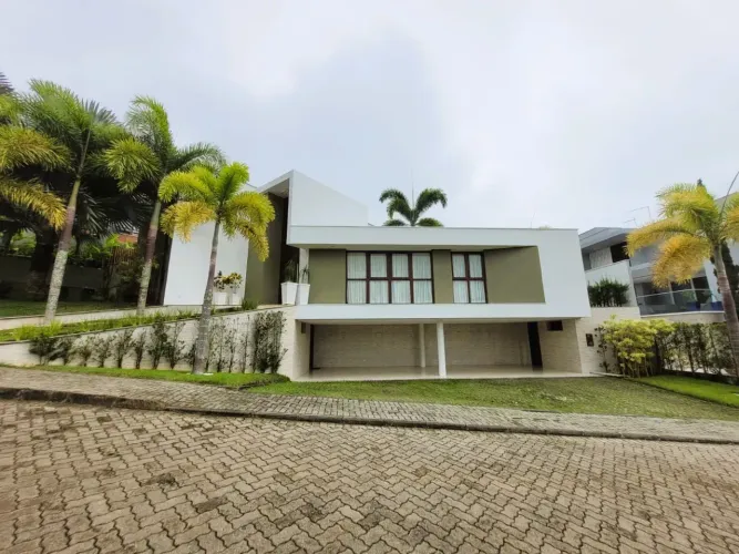 Casa com 420 m², porteira fechada, no belíssimo Atmosphera Green Residence !!!