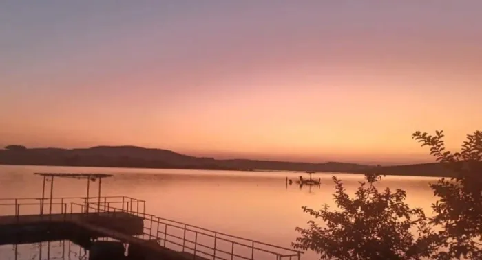 Vendo ou Troco rancho na represa de Camargos (